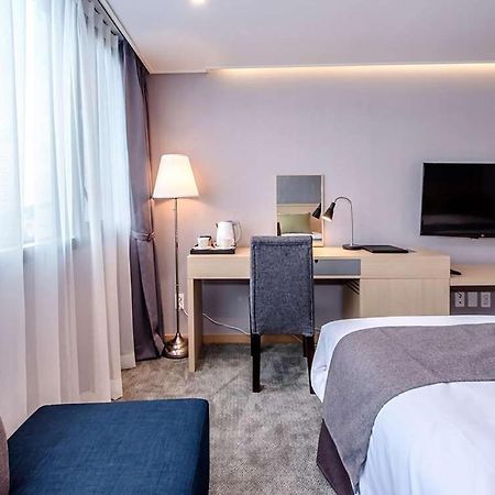 Hotel Shalom Jeju Extérieur photo