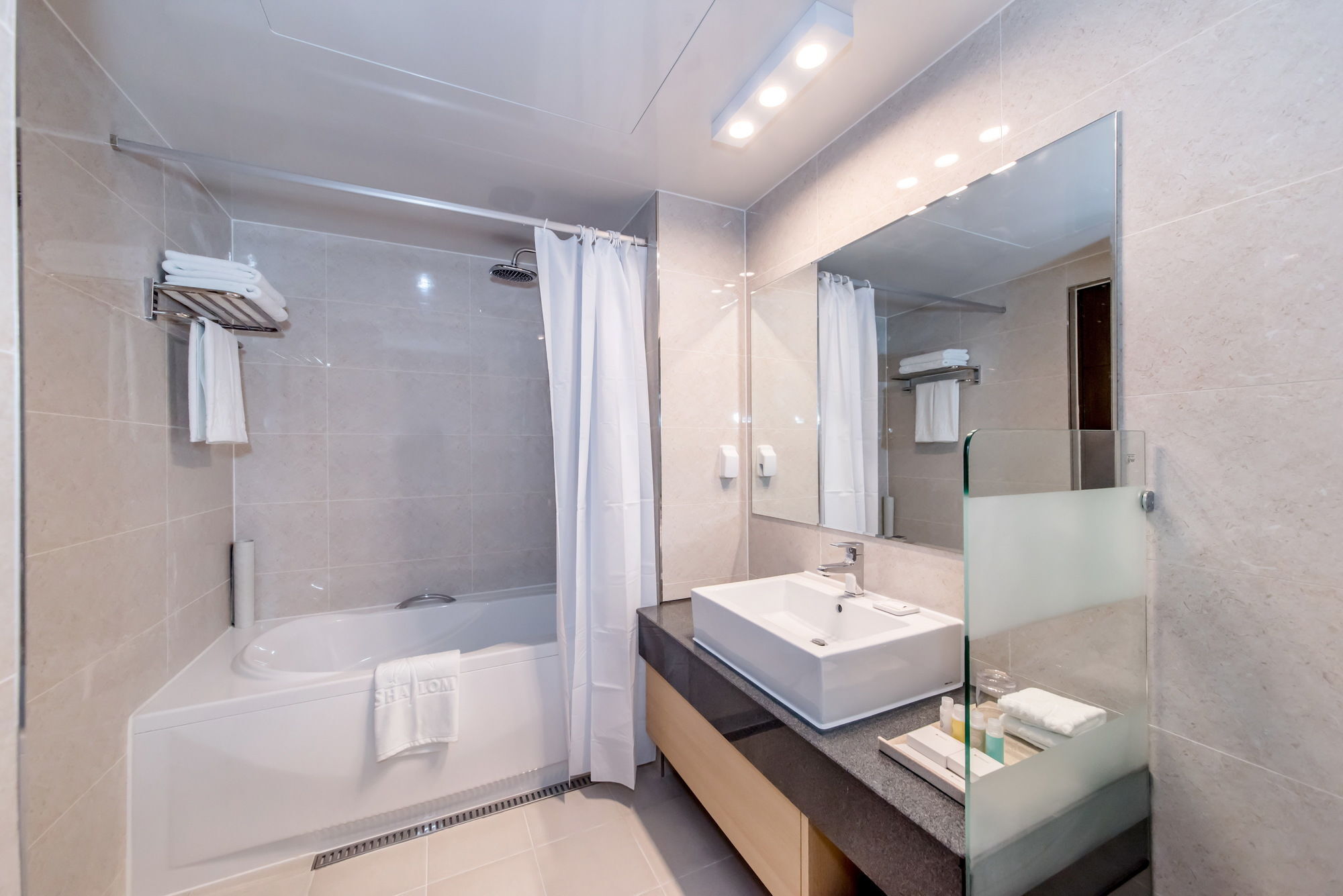 Hotel Shalom Jeju Extérieur photo